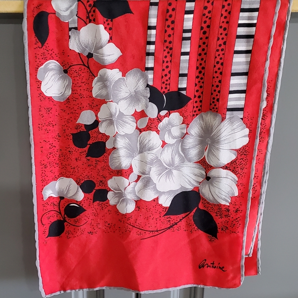 Antoine Scarf⚜️🖤❤️⚜️